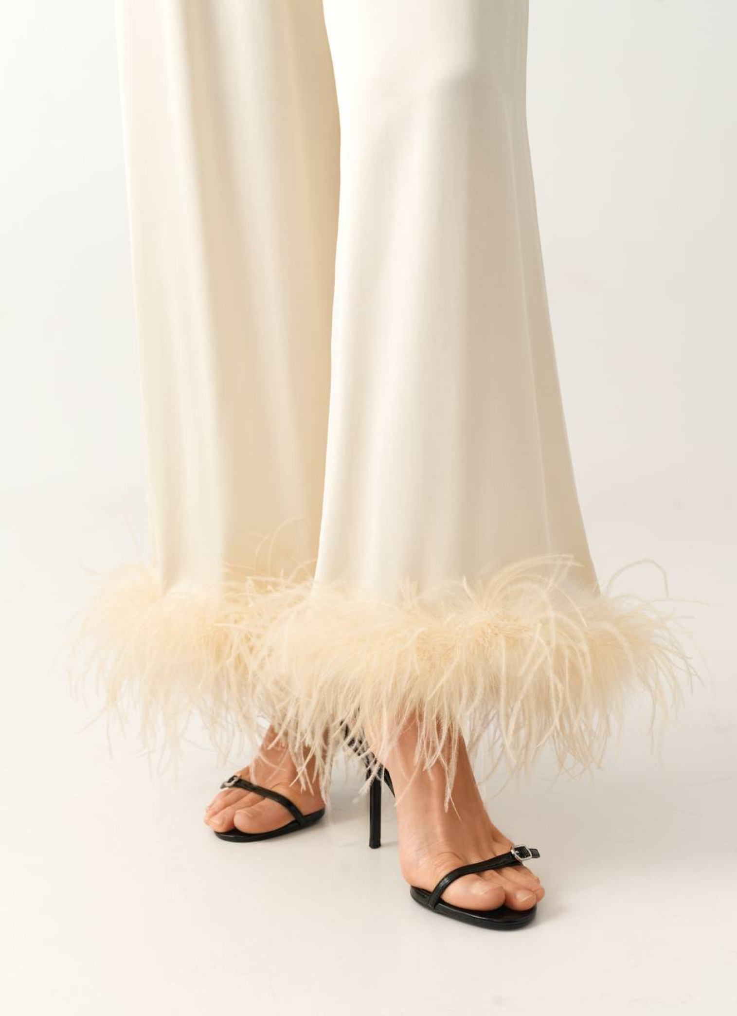 Штани із пірʼям Milk