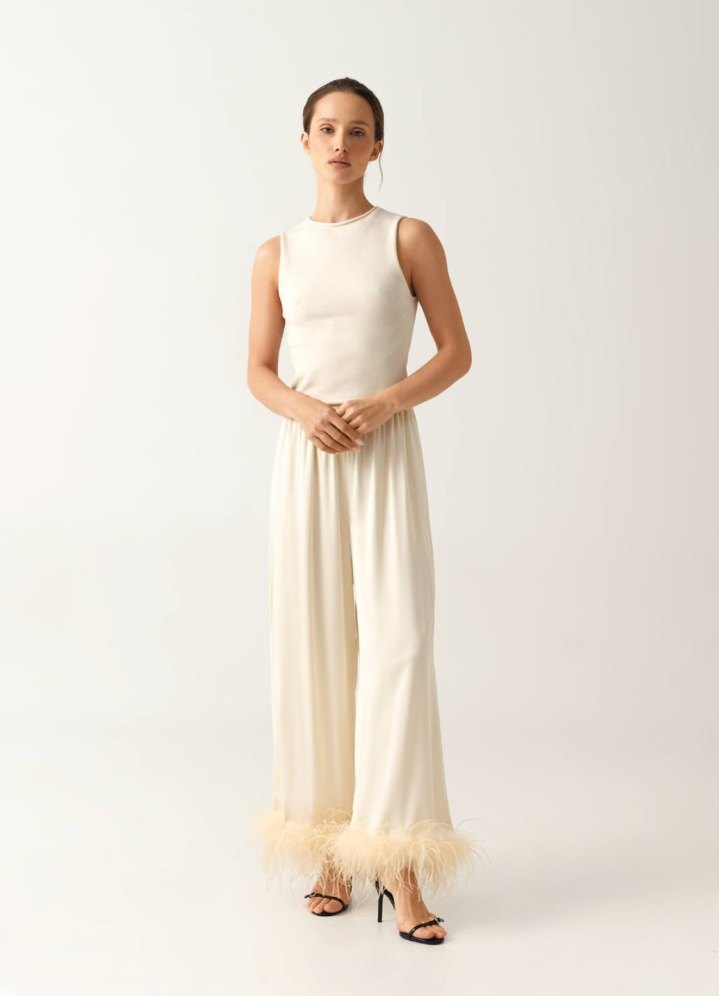 Штани із пірʼям Milk