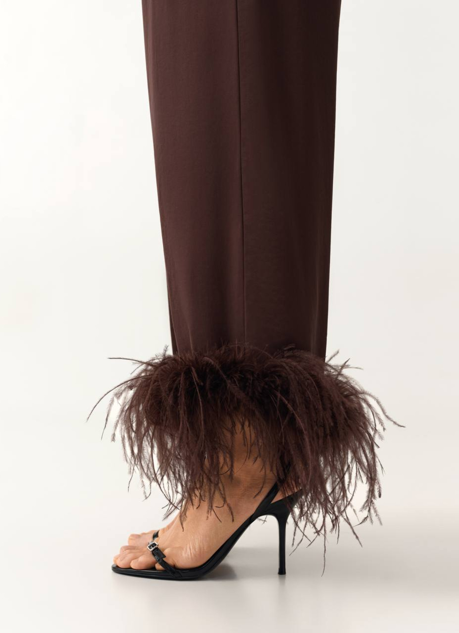 Штани із пірʼям Brown