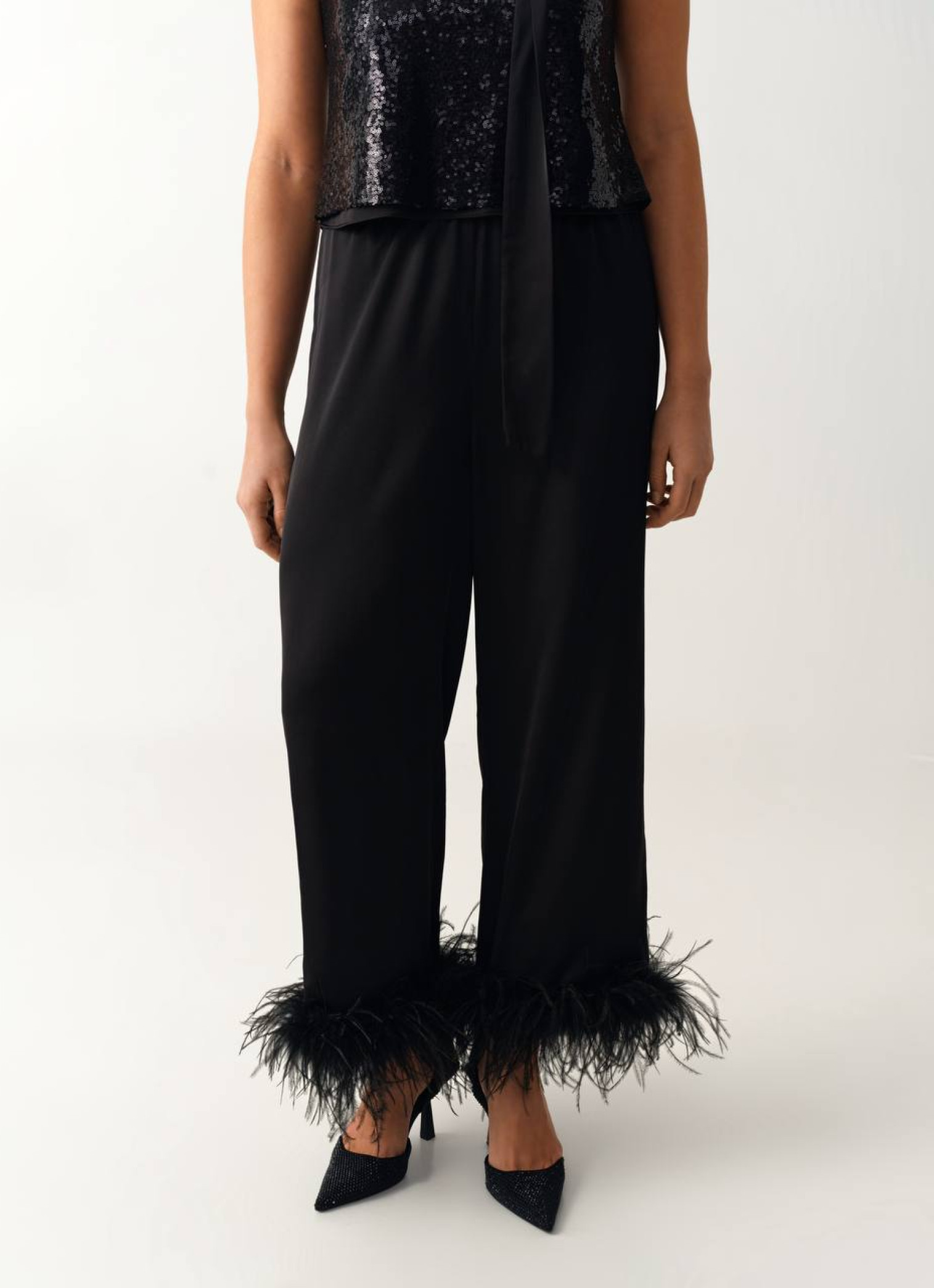 Штани із пірʼям Black 